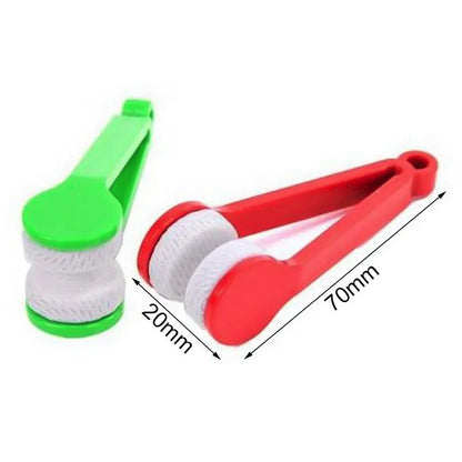 Mini portable two sided microfiber eyeglass cleaning kit